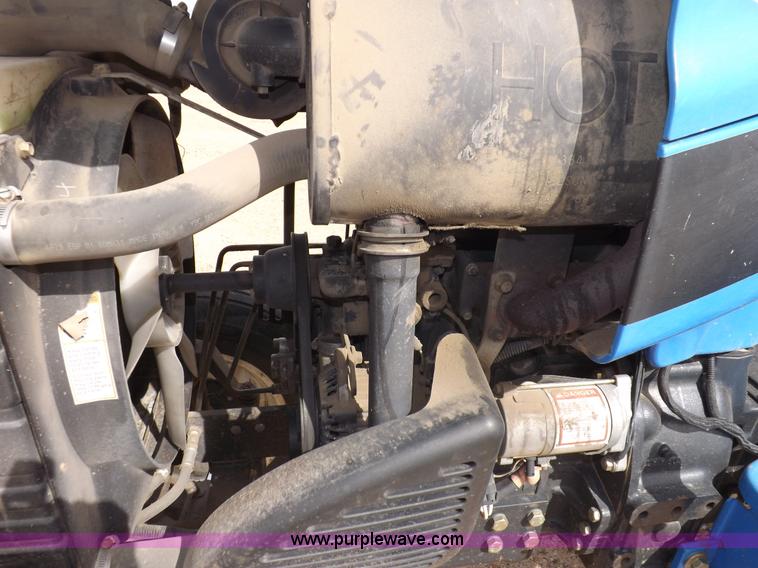 image for item I8445 New Holland TC35A tractor