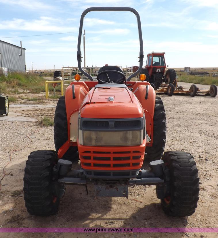 image for item I8447 Kioti DK35 MFWD tractor