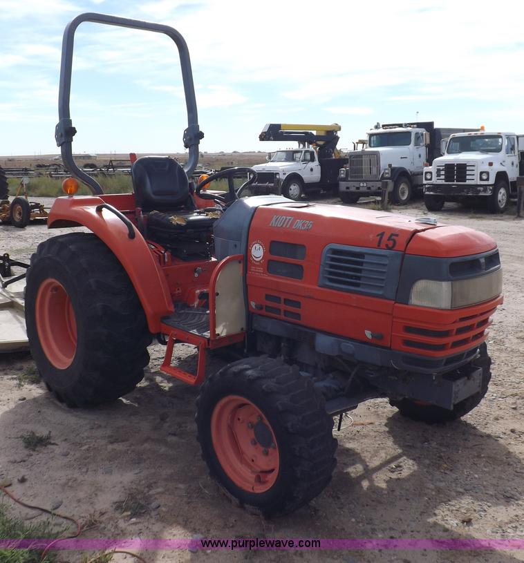 image for item I8447 Kioti DK35 MFWD tractor