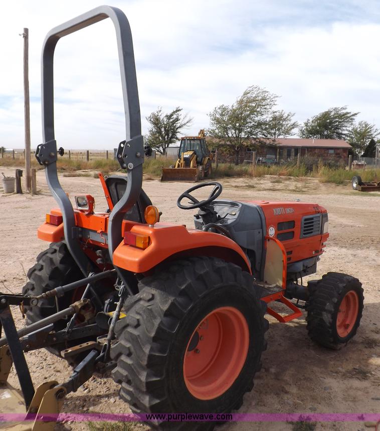 image for item I8447 Kioti DK35 MFWD tractor