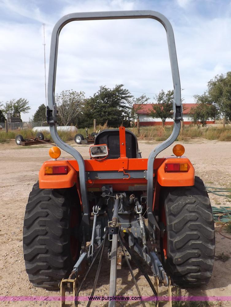 image for item I8447 Kioti DK35 MFWD tractor