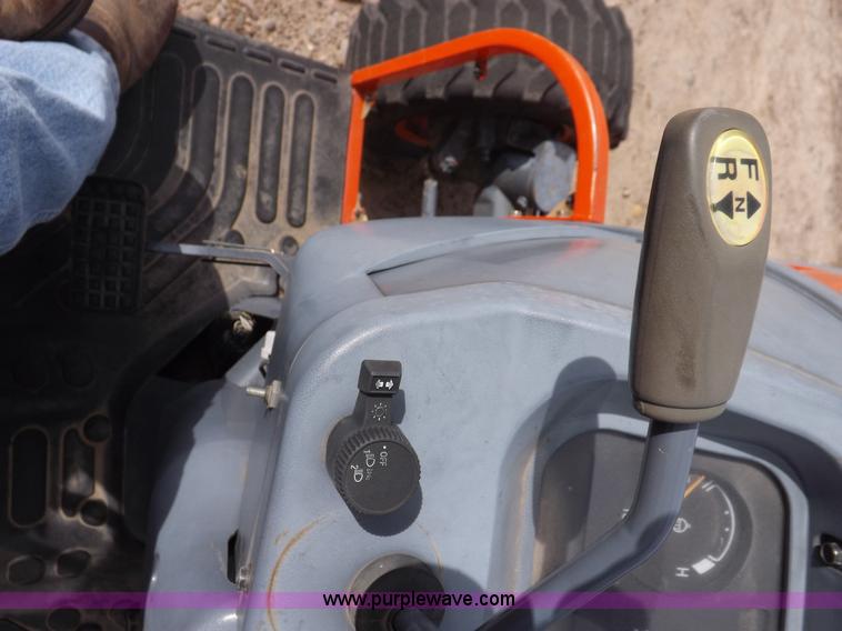 image for item I8447 Kioti DK35 MFWD tractor