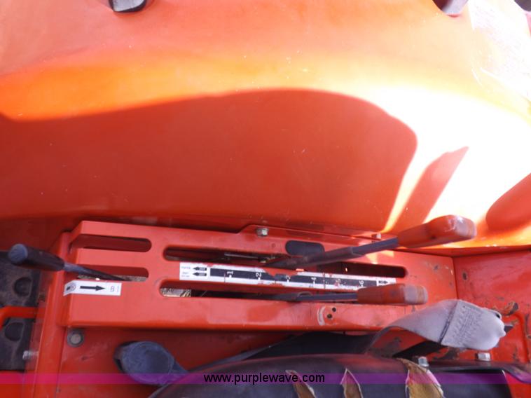 image for item I8447 Kioti DK35 MFWD tractor