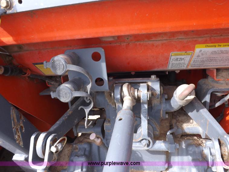 image for item I8447 Kioti DK35 MFWD tractor