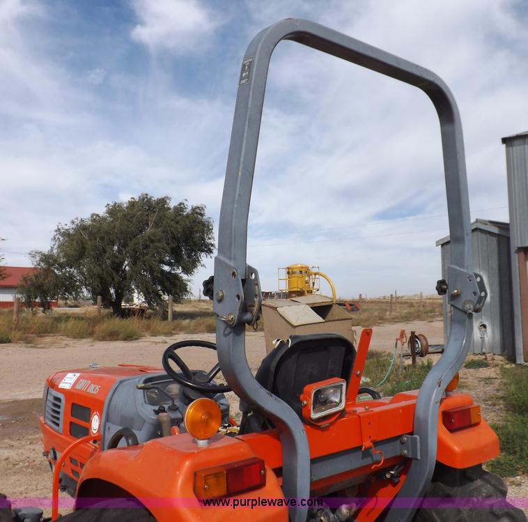 image for item I8447 Kioti DK35 MFWD tractor