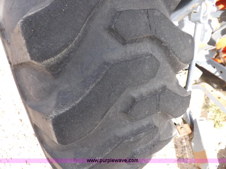 image for item I8447 Kioti DK35 MFWD tractor