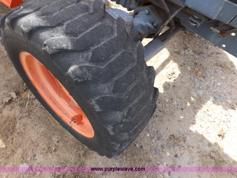 image for item I8447 Kioti DK35 MFWD tractor