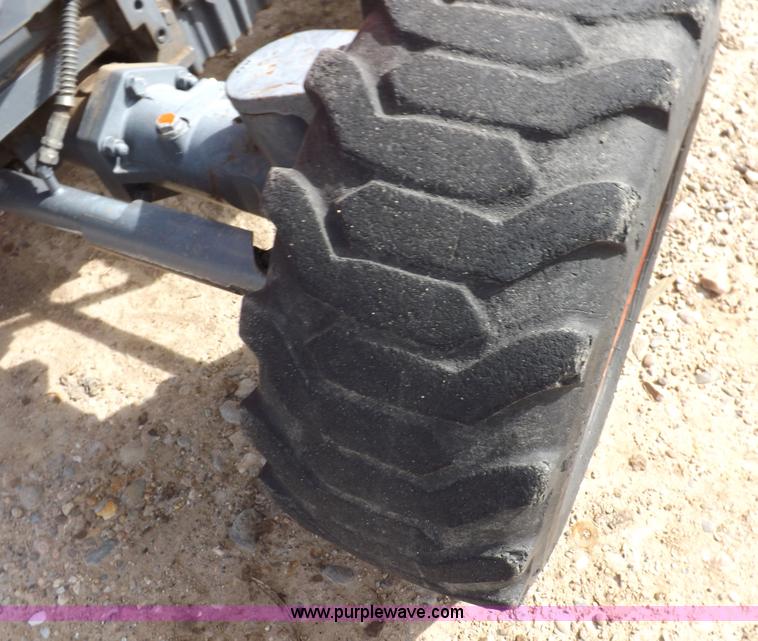 image for item I8447 Kioti DK35 MFWD tractor