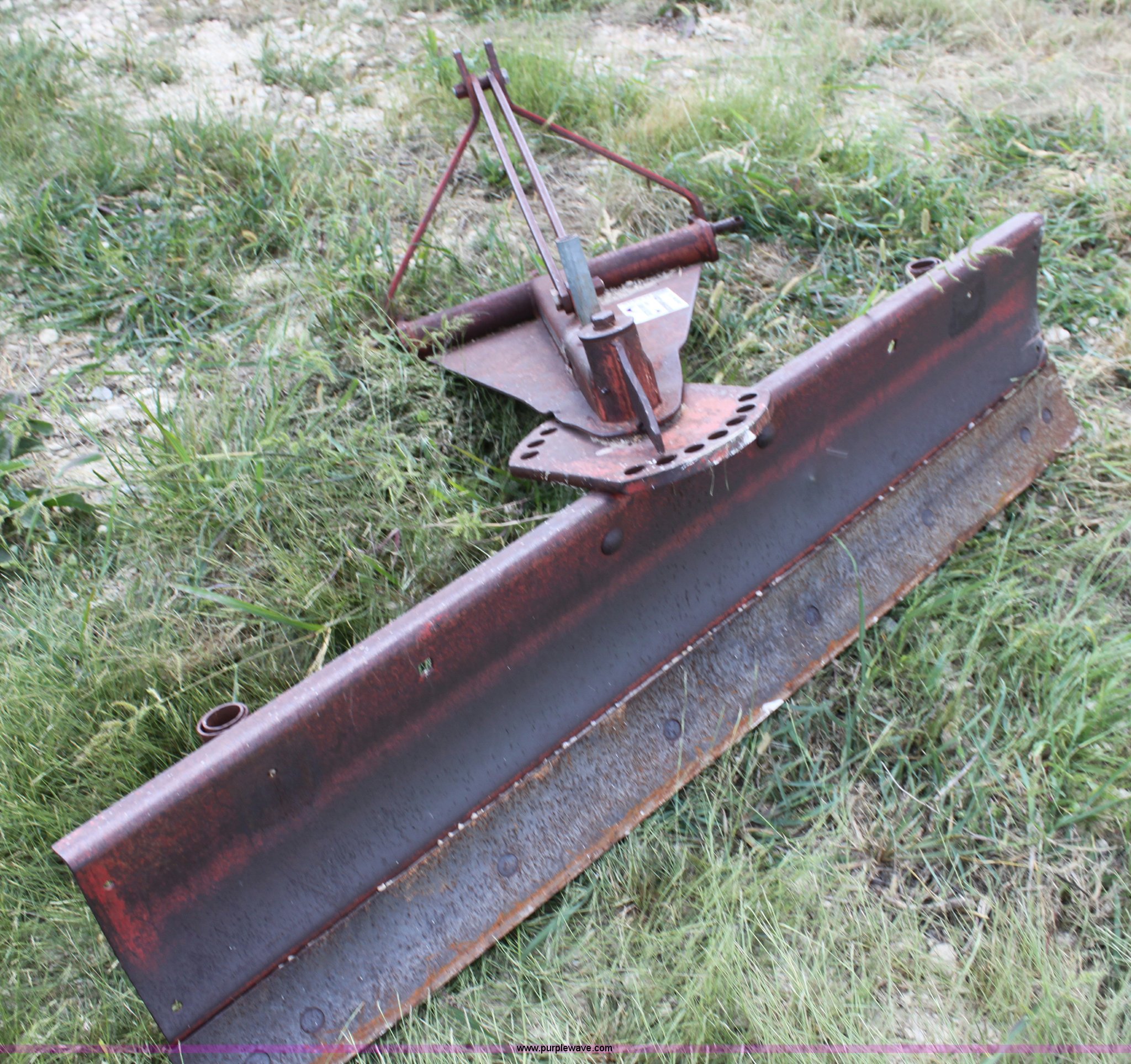 Massey-Ferguson MF16 blade in Rosalia, KS | Item H7335 sold | Purple Wave