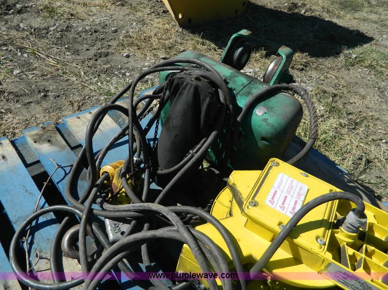 image for item AD9966 P & H spectrum