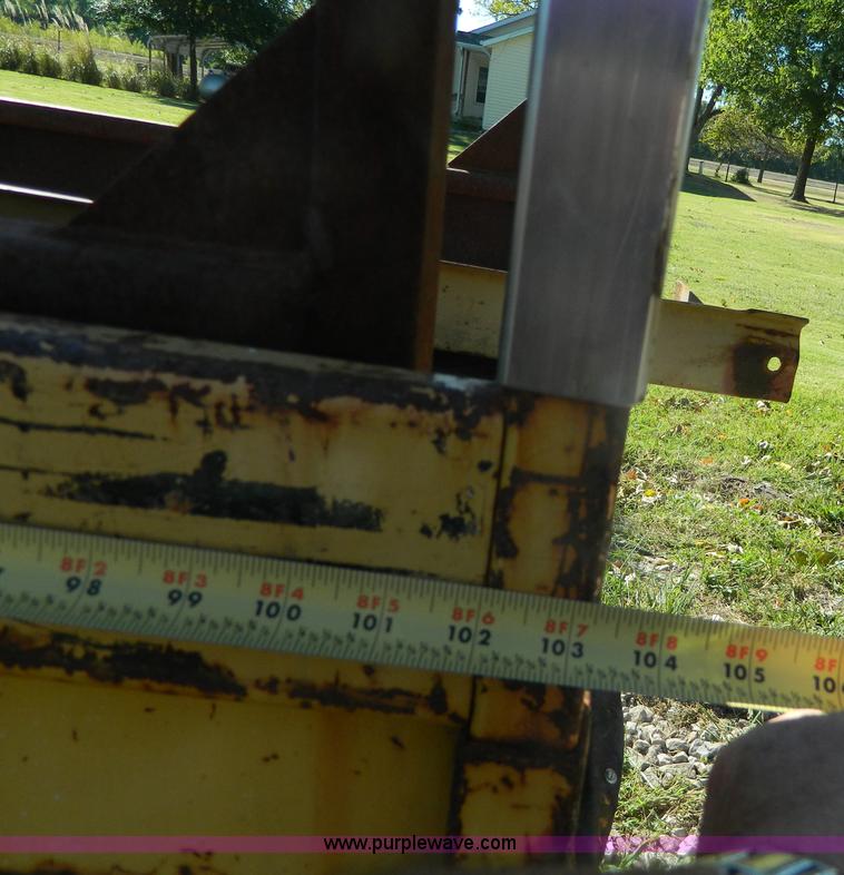 image for item AD9979 Yale SP-16-30 scissor lift