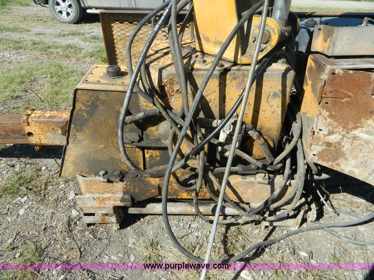 image for item AD9981 Dunbar knuckle boom