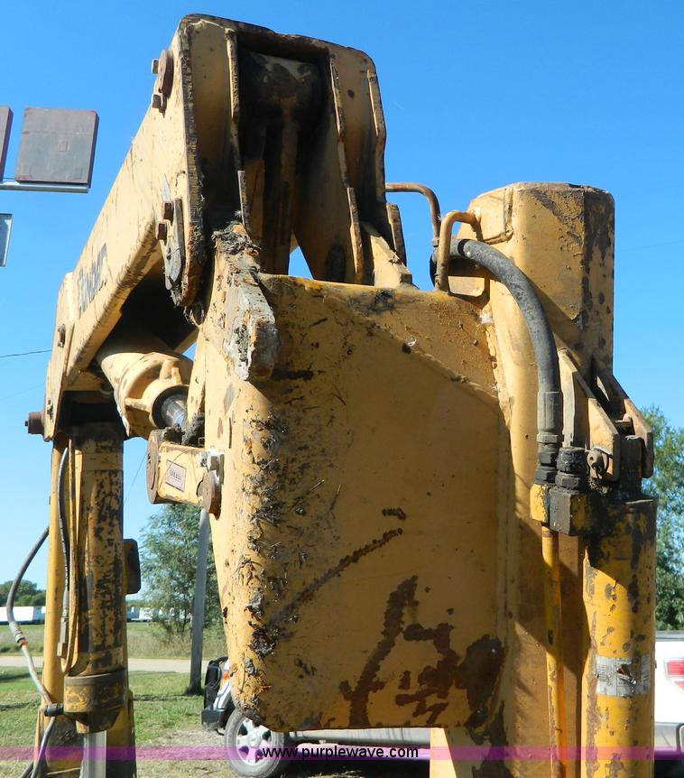 image for item AD9981 Dunbar knuckle boom