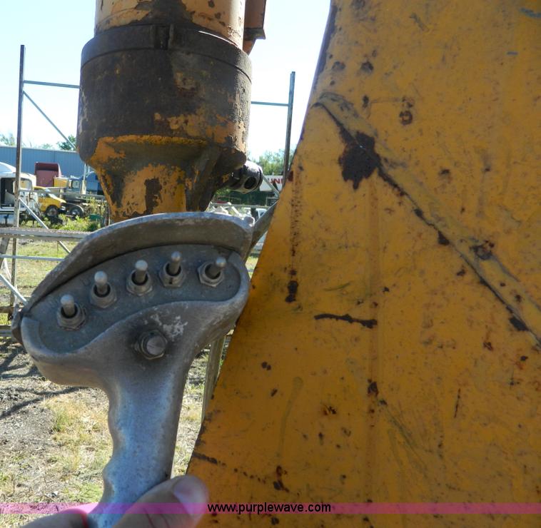 image for item AD9981 Dunbar knuckle boom