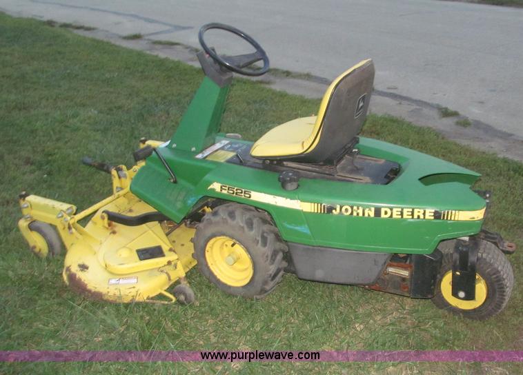 image for item AE9443 John Deere F525 lawn mower
