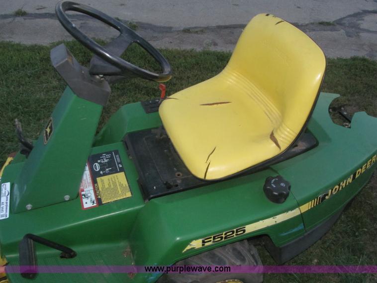 image for item AE9443 John Deere F525 lawn mower