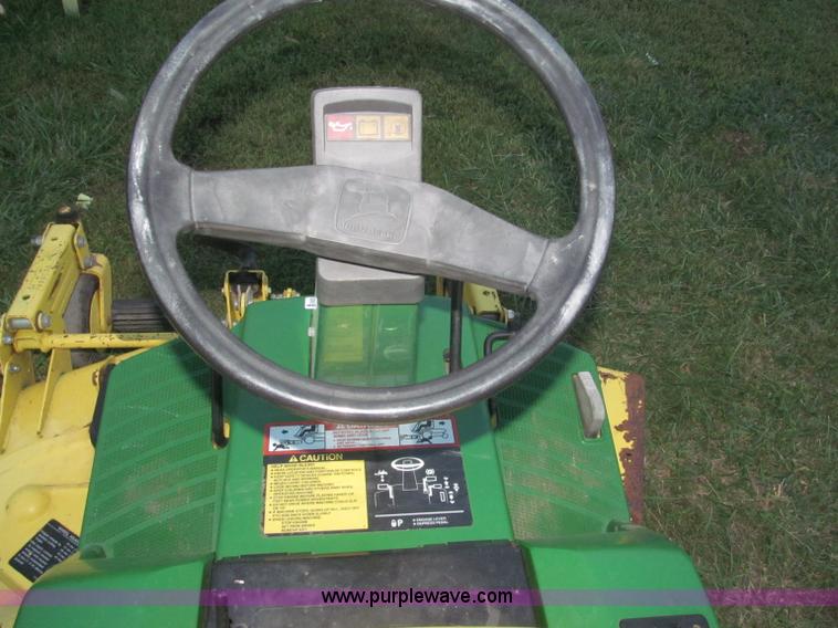 image for item AE9443 John Deere F525 lawn mower