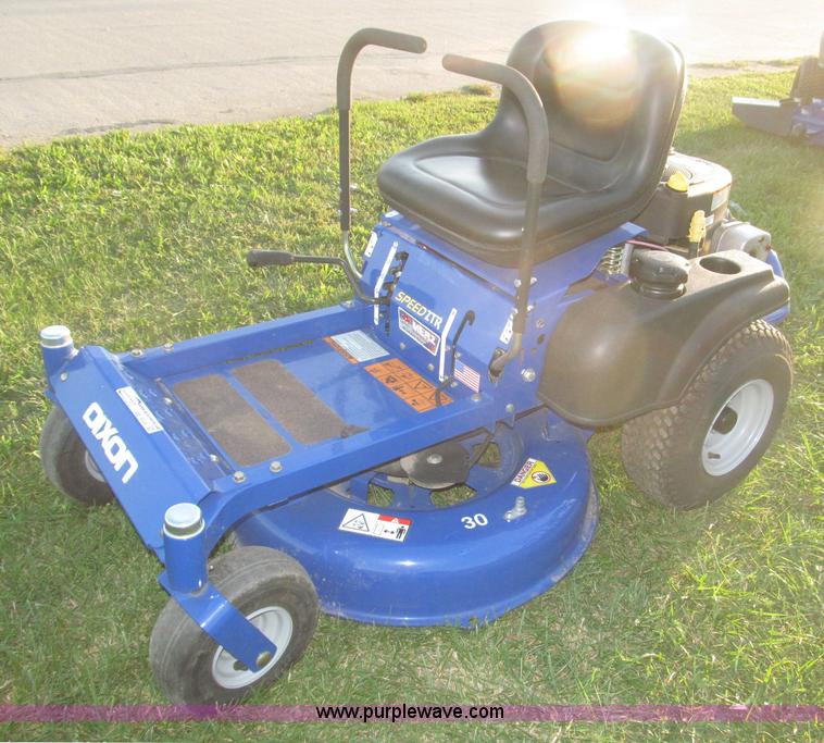 image for item AE9446 2012 Dixon Speed ZTR30 lawn mower
