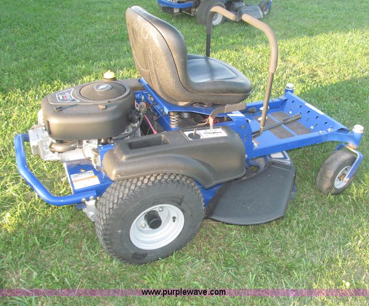 image for item AE9446 2012 Dixon Speed ZTR30 lawn mower