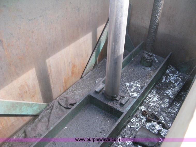 image for item AN9669 Logemann Brothers industrial baler