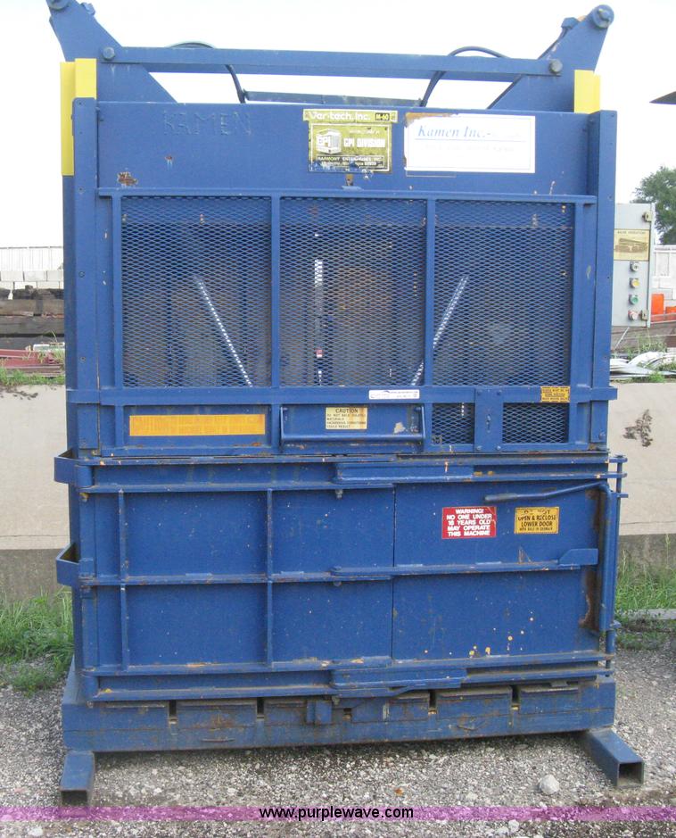 image for item AN9670 Ver-tech M60MD industrial baler