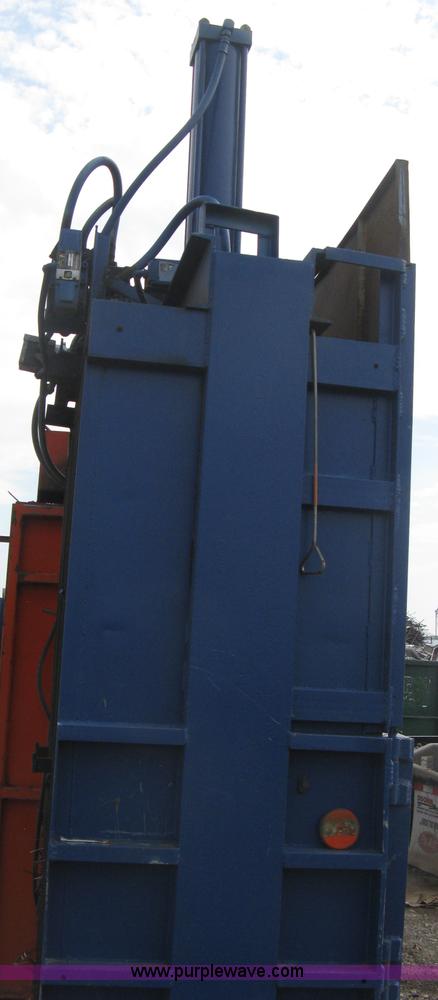 image for item AN9672 Industrial baler