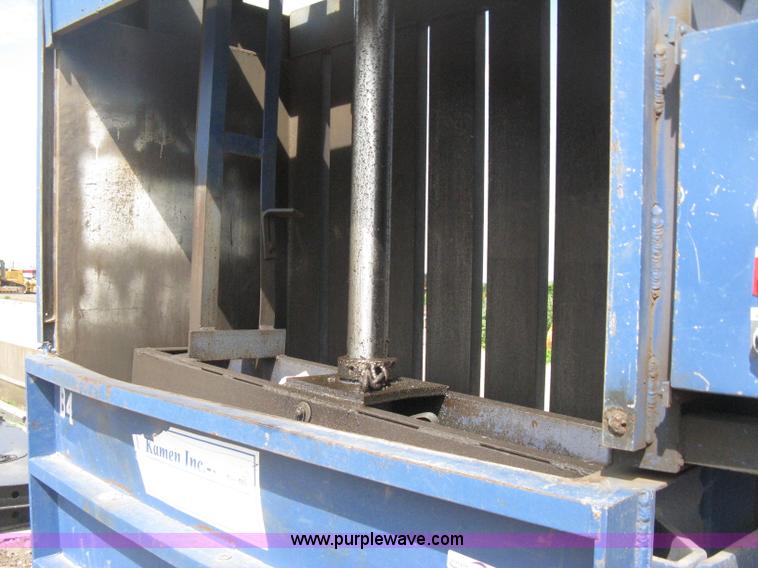 image for item AN9672 Industrial baler