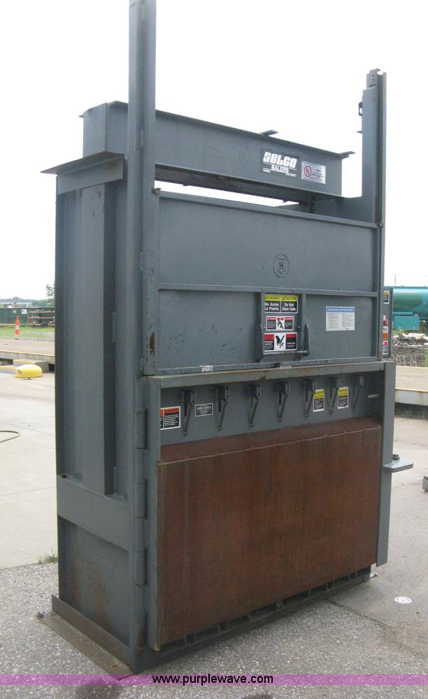 image for item AN9674 Selco V5-HD industrial baler