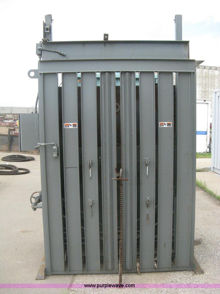 image for item AN9674 Selco V5-HD industrial baler