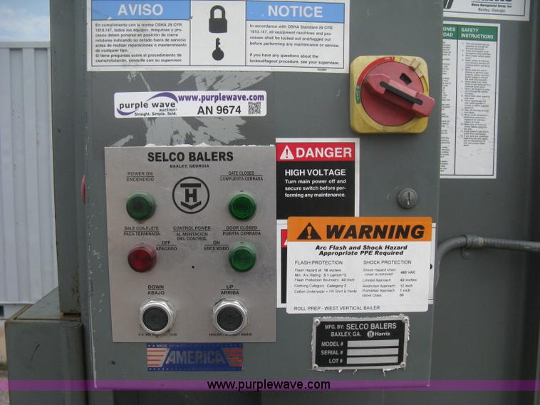 image for item AN9674 Selco V5-HD industrial baler