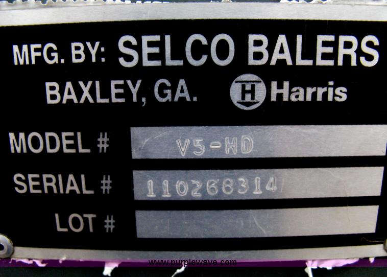 image for item AN9674 Selco V5-HD industrial baler