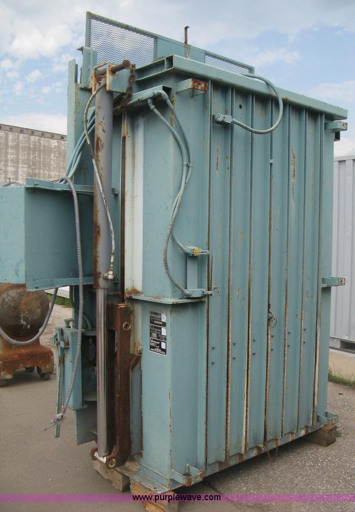 image for item AN9676 Balewel Balemaster 6030-LO.L.U.W-1.X baler