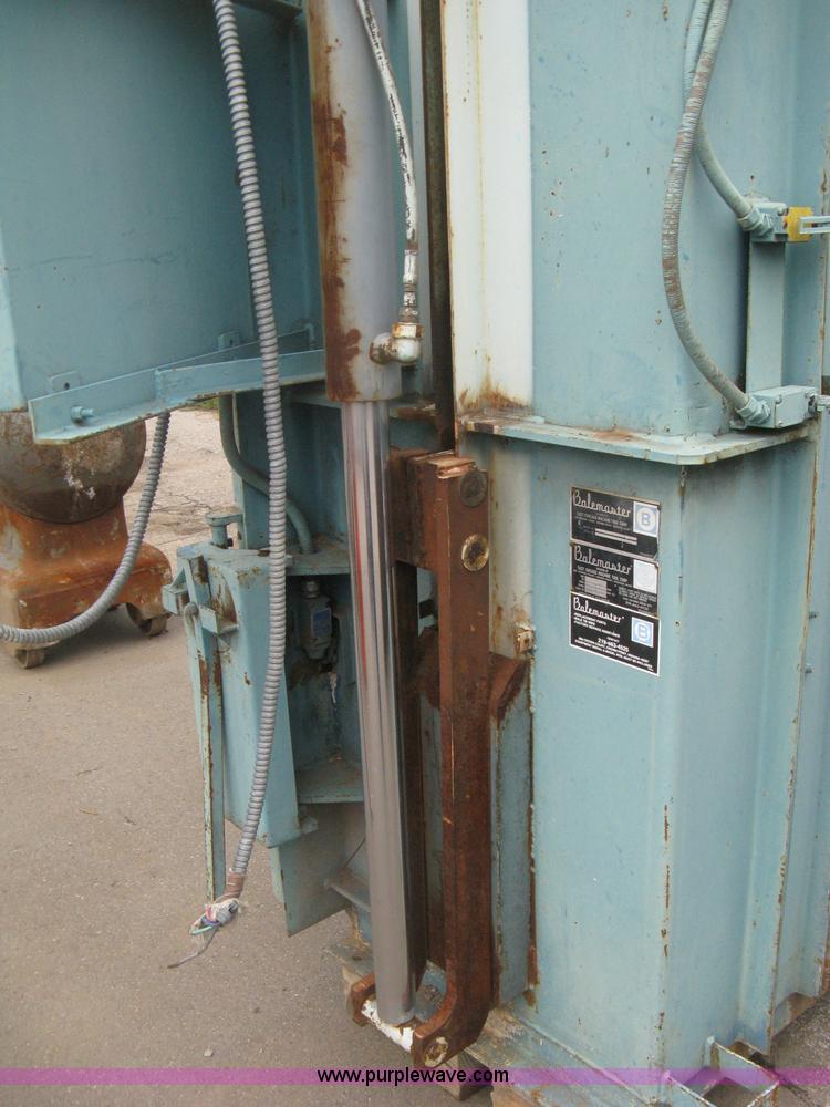 image for item AN9676 Balewel Balemaster 6030-LO.L.U.W-1.X baler