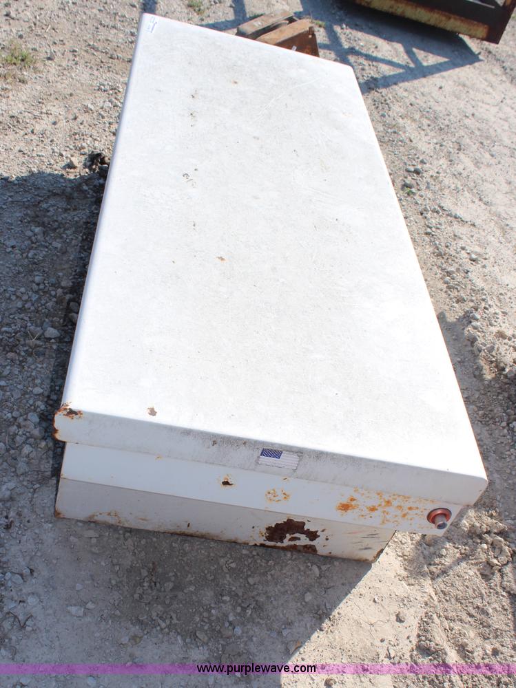 image for item AU9358 Pickup bed toolbox