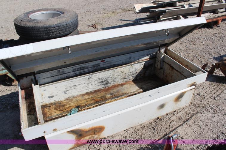 image for item AU9358 Pickup bed toolbox