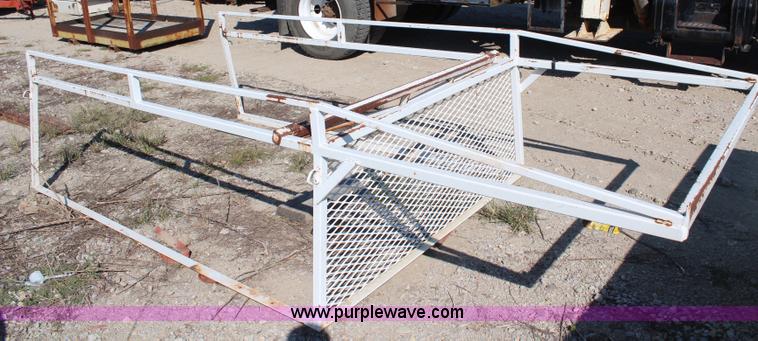 image for item AU9361 Pickup truck bed ladder rack