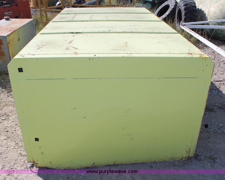 image for item AU9362 Metal pickup truck bed topper