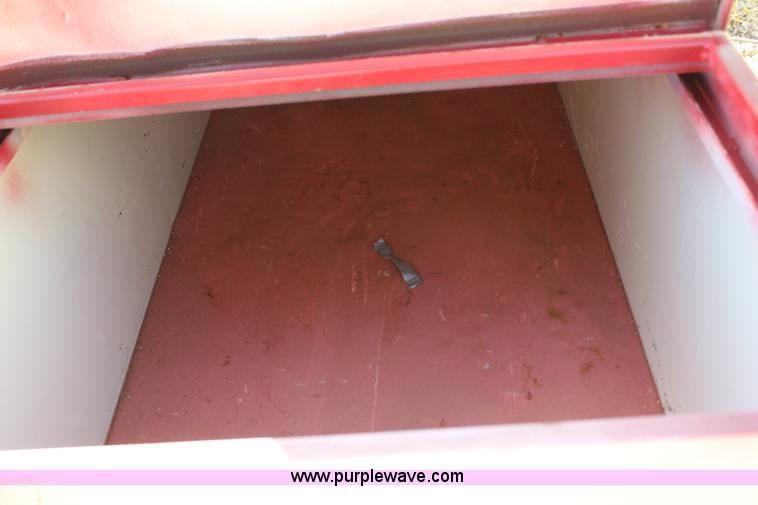 image for item AU9368 Pickup truck bed toolbox