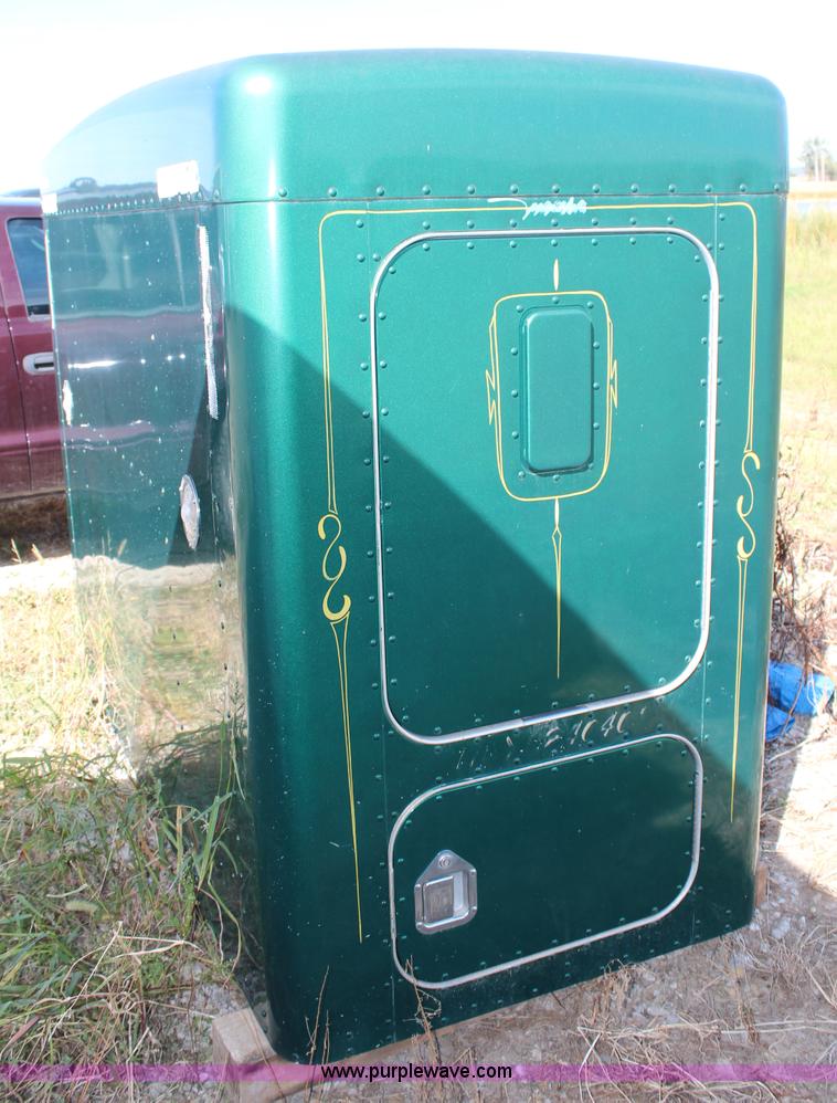 image for item AU9383 Sleeper with bunk and storage