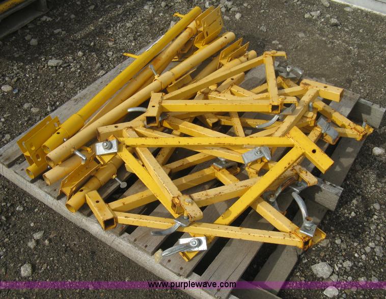 image for item AV9086 A-1 Plank & Scaffolding, Mfg. scaffold