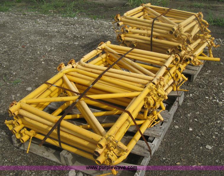 image for item AV9086 A-1 Plank & Scaffolding, Mfg. scaffold