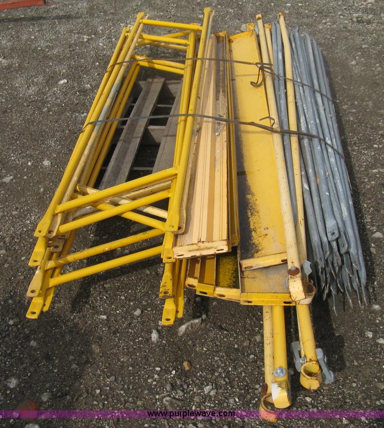 image for item AV9086 A-1 Plank & Scaffolding, Mfg. scaffold