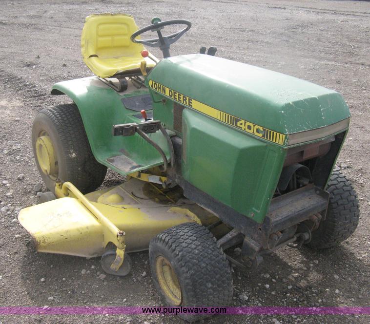 image for item AV9088 John Deere 400 garden tractor