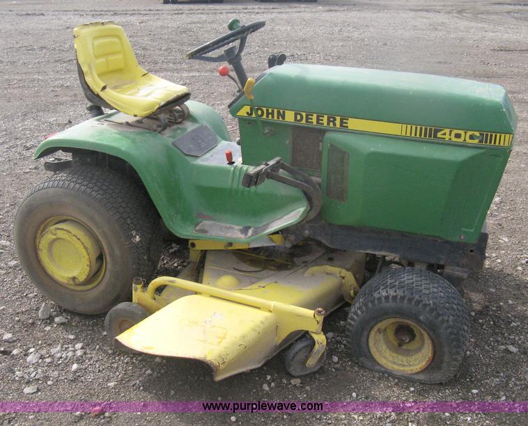 image for item AV9088 John Deere 400 garden tractor