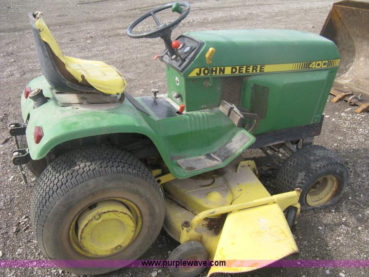 image for item AV9088 John Deere 400 garden tractor