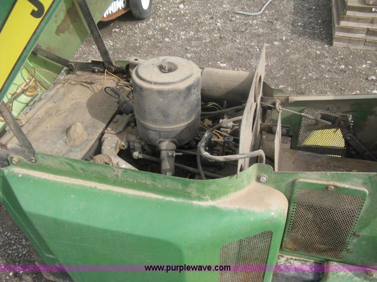 image for item AV9088 John Deere 400 garden tractor