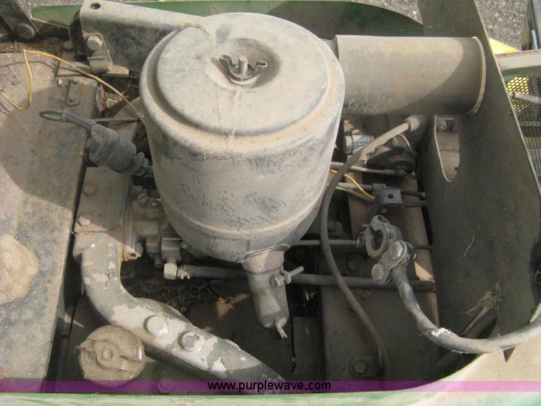 image for item AV9088 John Deere 400 garden tractor