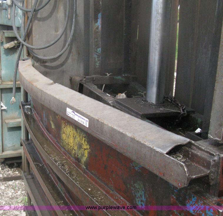 image for item AV9106 Industrial baler