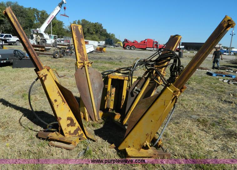 image for item AZ9128 Skid steer tree spade