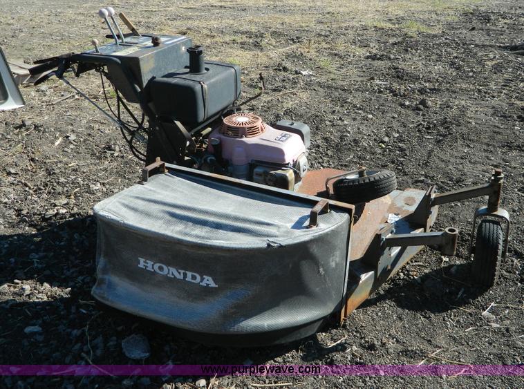 image for item AZ9151 Honda HRS7013KZX lawn mower